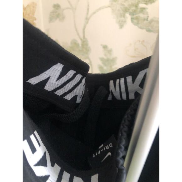 Nike Swift Training Pant, Size Medium - Black Lutheran - Picture 6 of 7